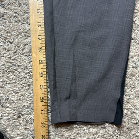 Athleta BROOKLYN PLAID ANKLE PANT Size 10 - Picture 5 of 9